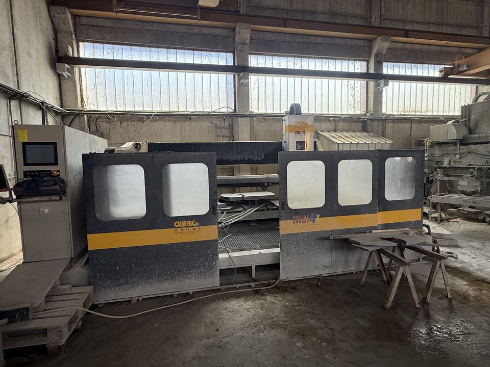 CNC obdelovalni center